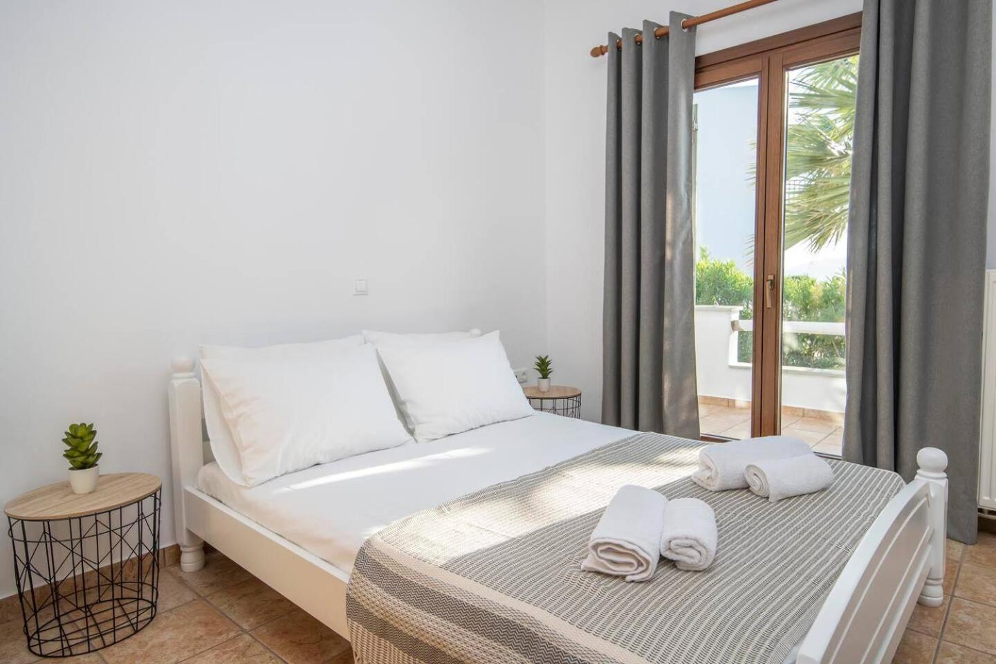 Апартаменты Zoe & Zen Collection Парос Экстерьер фото