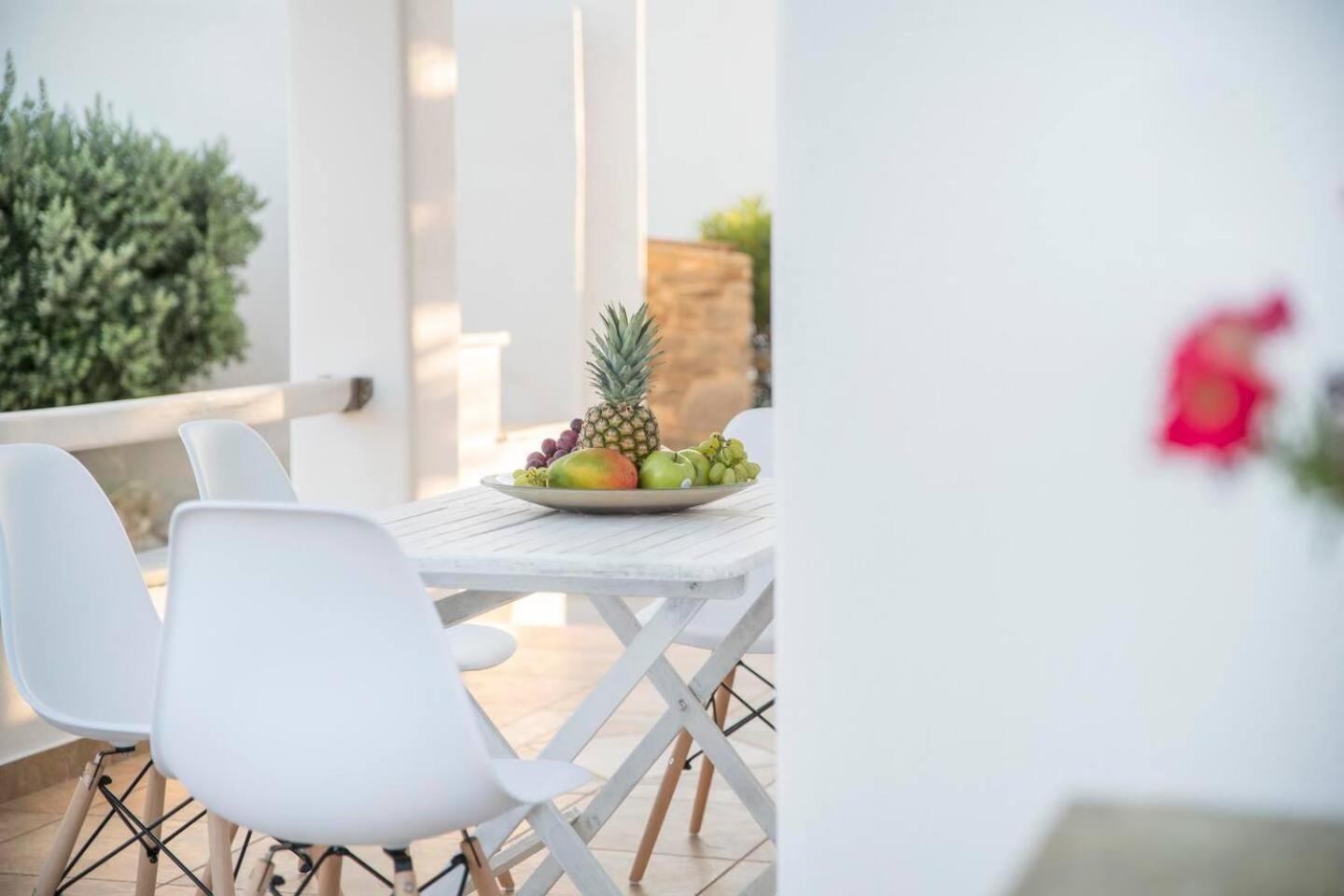 Апартаменты Zoe & Zen Collection Парос Экстерьер фото